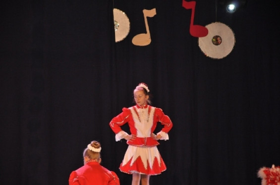 188_1501dansmariekefestival17.jpg