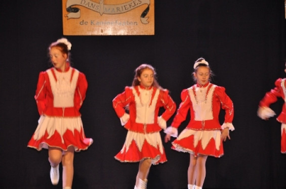 189_1501dansmariekefestival17.jpg