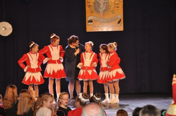 210_1501dansmariekefestival17.jpg
