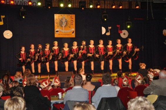 212_1501dansmariekefestival17.jpg