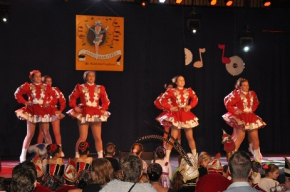 214_1501dansmariekefestival17.jpg