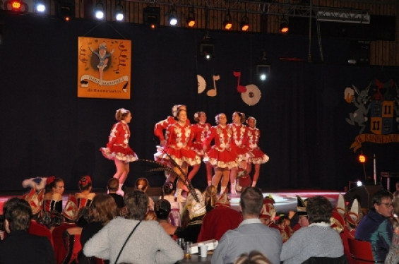 215_1501dansmariekefestival17.jpg
