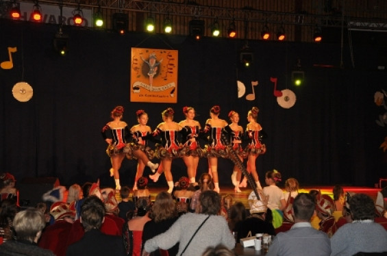 228_1501dansmariekefestival17.jpg