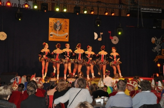 229_1501dansmariekefestival17.jpg