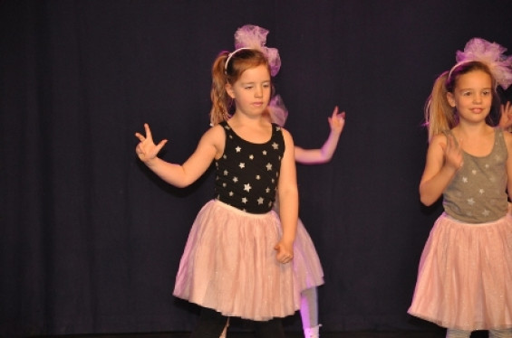 262_1501dansmariekefestival17.jpg