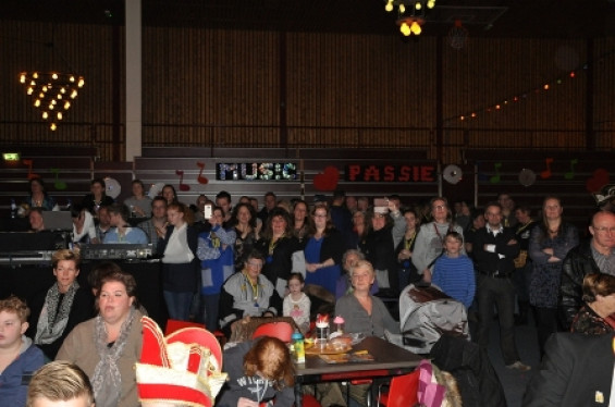 264_1501dansmariekefestival17.jpg