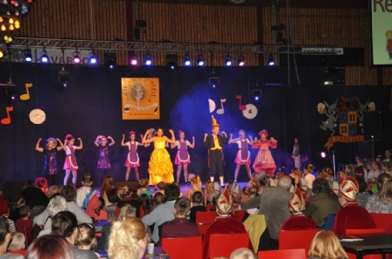 285_1501dansmariekefestival17.jpg