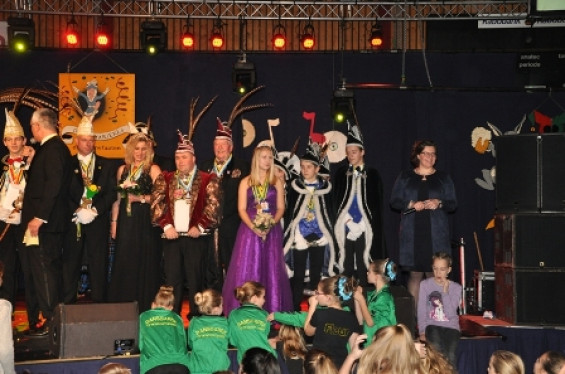370_1501dansmariekefestival17.jpg