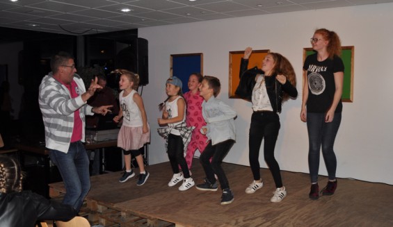 52_1410playbackshow17.jpg