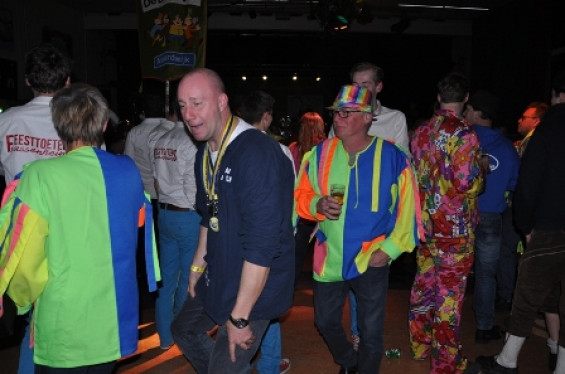 073_2402noortukkersoptochtenfeestavond.jpg