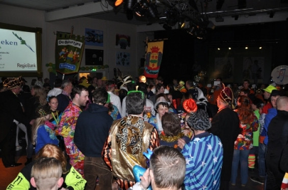 080_2402noortukkersoptochtenfeestavond.jpg