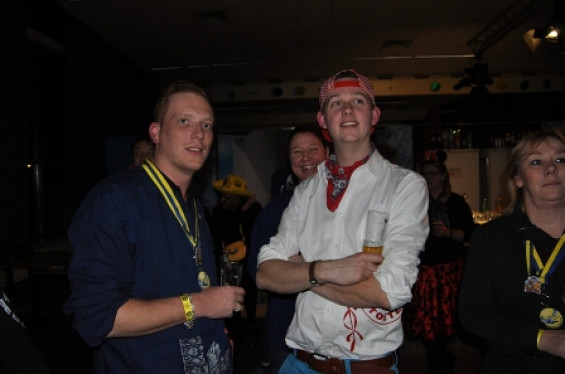 081_2402noortukkersoptochtenfeestavond.jpg