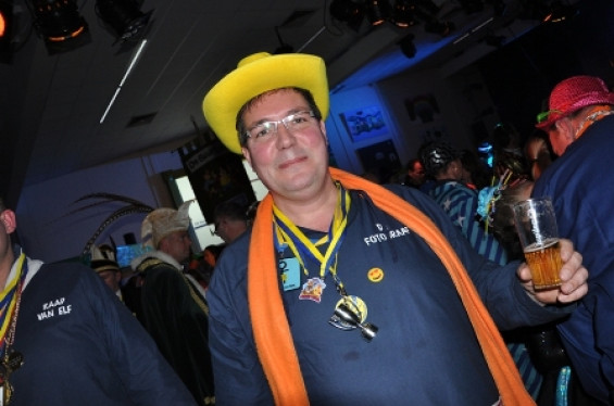 111_2402noortukkersoptochtenfeestavond.jpg