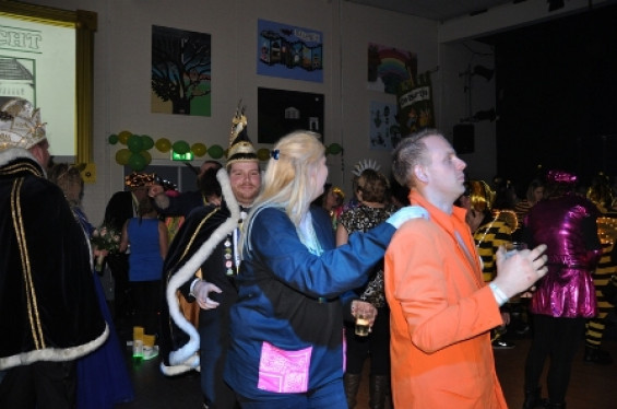 133_2402noortukkersoptochtenfeestavond.jpg