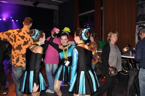 146_2402noortukkersoptochtenfeestavond.jpg