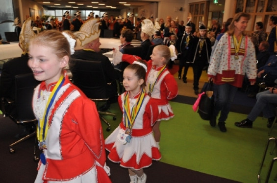 045_2502sleuteloverdracht.jpg