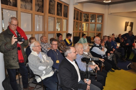 048_2502sleuteloverdracht.jpg