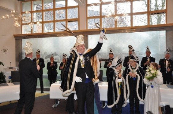 056_2502sleuteloverdracht.jpg