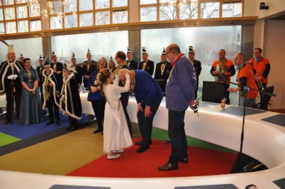 076_2502sleuteloverdracht.jpg