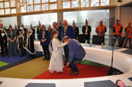 077_2502sleuteloverdracht.jpg