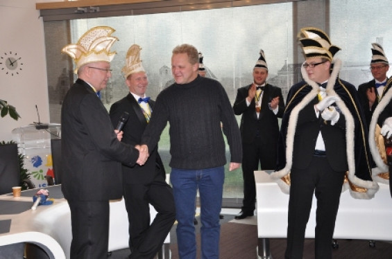 084_2502sleuteloverdracht.jpg