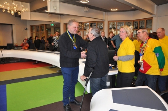 099_2502sleuteloverdracht.jpg