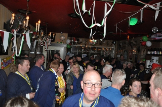 47_2502vrijgezellenavond.jpg