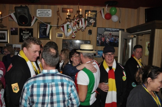 56_2502vrijgezellenavond.jpg