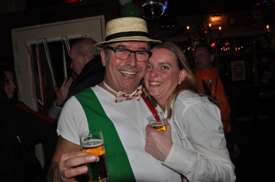 69_2502vrijgezellenavond.jpg
