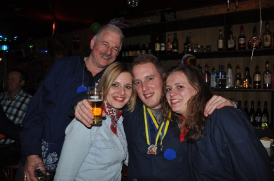 84_2502vrijgezellenavond.jpg