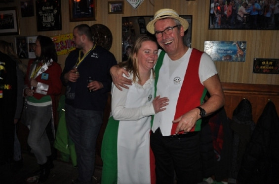 90_2502vrijgezellenavond.jpg