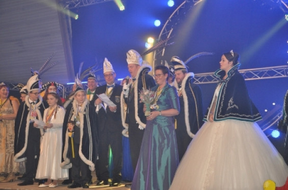 102_2701prinsenbal17.jpg