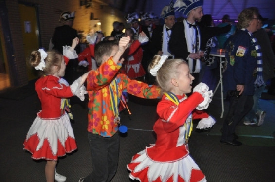 110_2701prinsenbal17.jpg