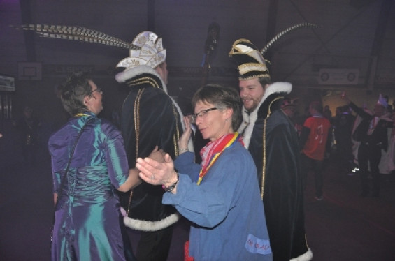 300_2701prinsenbal17.jpg
