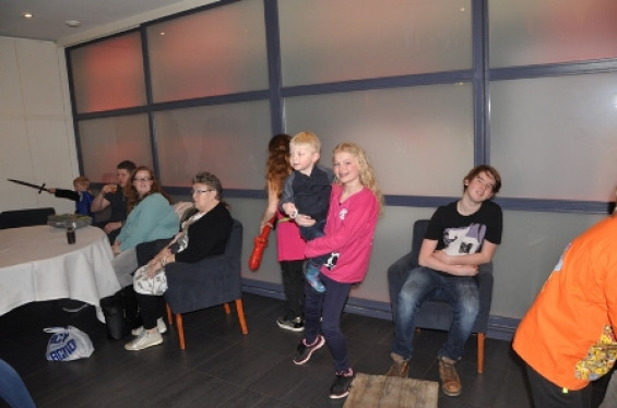 013_2702kidzdisco.jpg