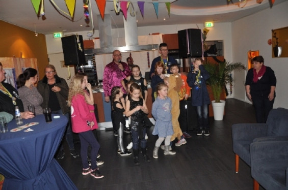 019_2702kidzdisco.jpg