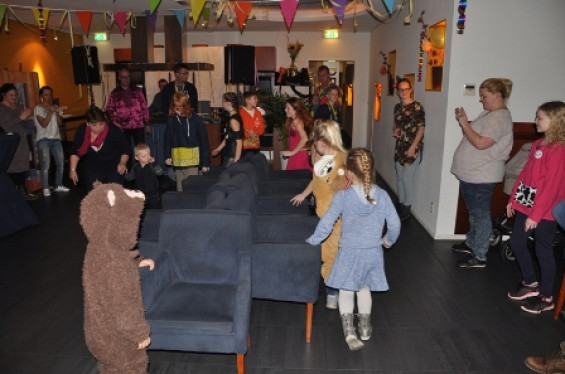 022_2702kidzdisco.jpg