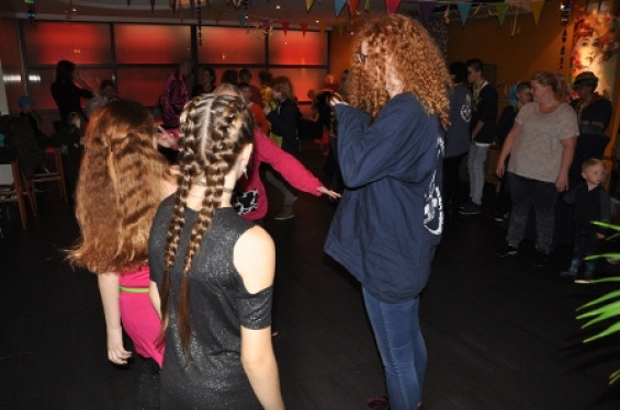 035_2702kidzdisco.jpg