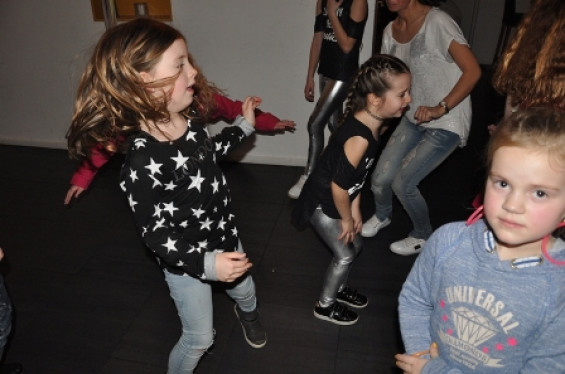 041_2702kidzdisco.jpg