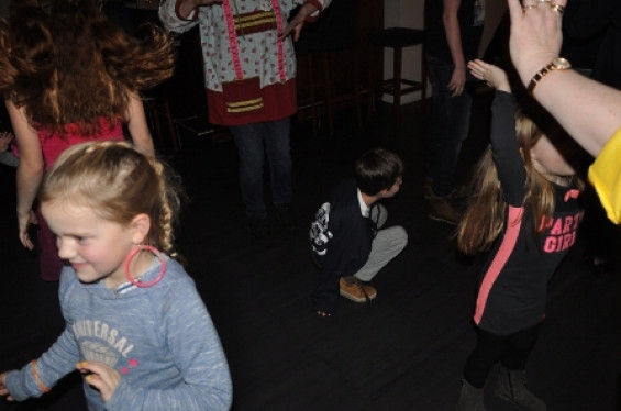 043_2702kidzdisco.jpg