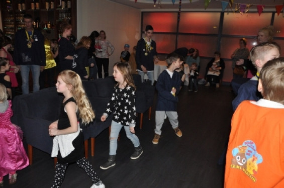 046_2702kidzdisco.jpg
