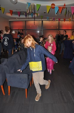 052_2702kidzdisco.jpg