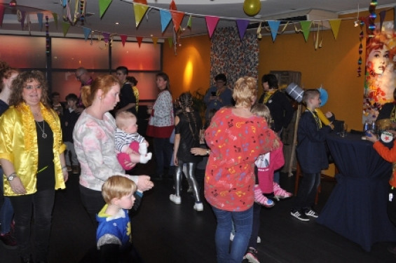 069_2702kidzdisco.jpg