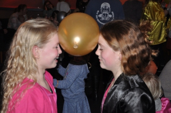 085_2702kidzdisco.jpg