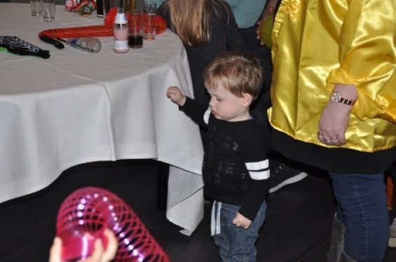 107_2702kidzdisco.jpg