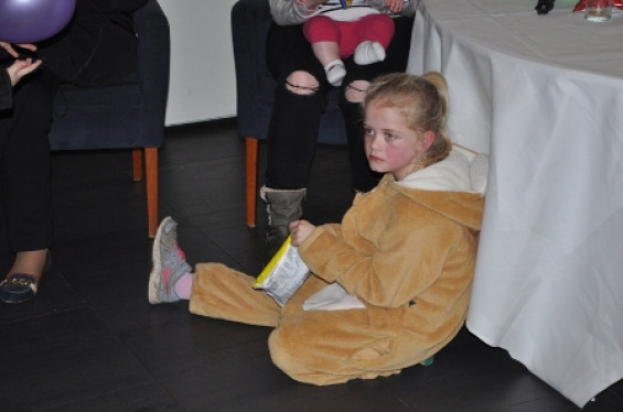 108_2702kidzdisco.jpg