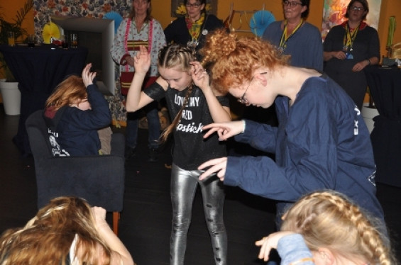 122_2702kidzdisco.jpg