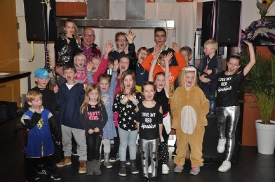 127_2702kidzdisco.jpg