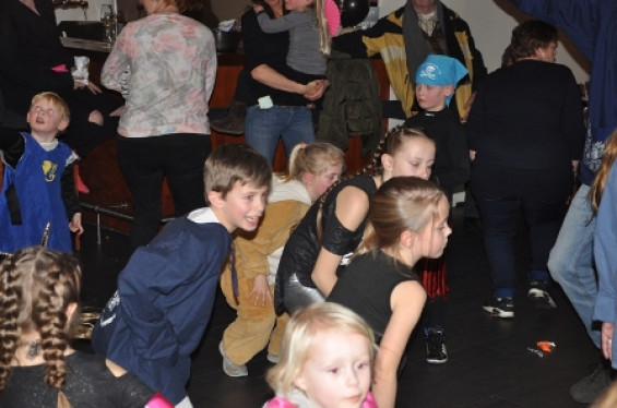 128_2702kidzdisco.jpg