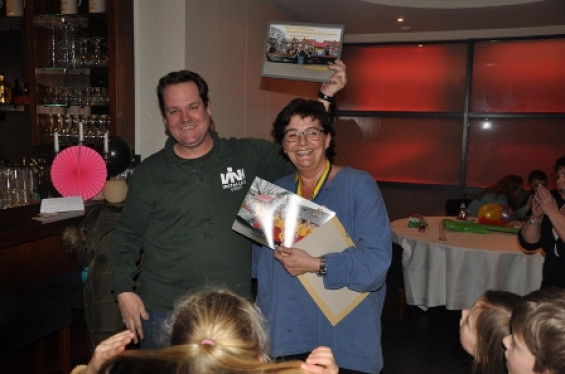 140_2702kidzdisco.jpg